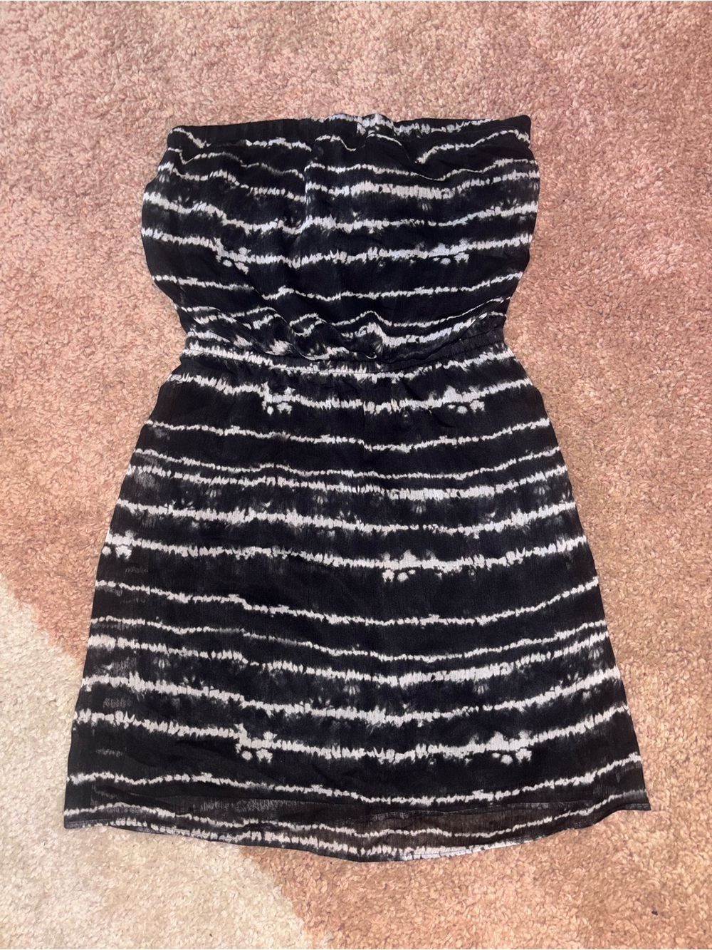 Express Black and White Strapless Tie-Dye Dress